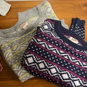 Patterned sweaters blue